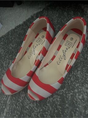 Lilly Bee U Red and Gray Striped Peep-Toe Wedge